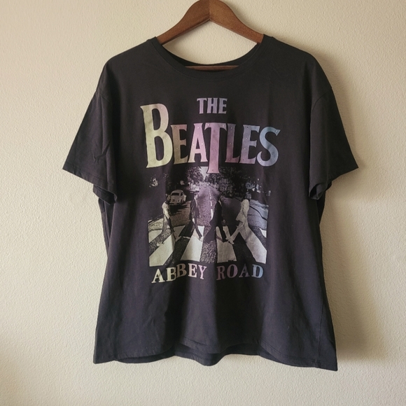 The Beatles Abbey Road Tshirt - Picture 1 of 4